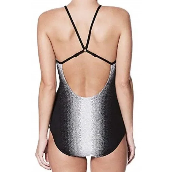 Nike Women Sz M Swimsuit Swimwear Fade Sting 1-Piece Black Wht NESS8300-001 $94 - Picture 2 of 7